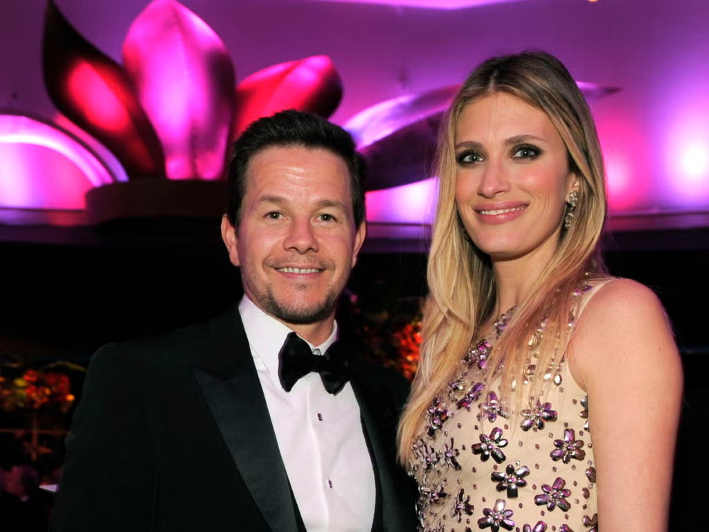 mark wahlberg wife